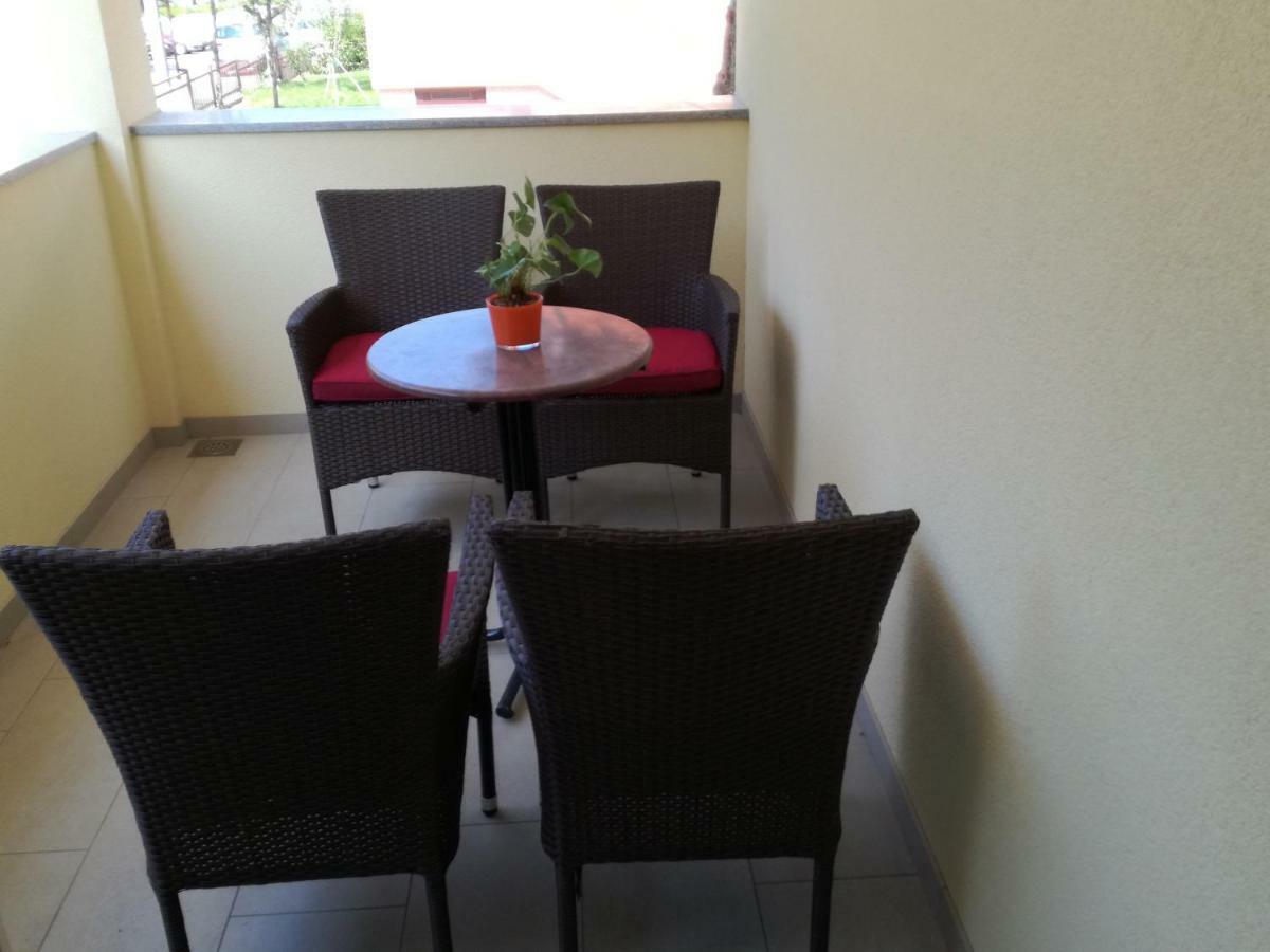 Apartizola Exteriör bild